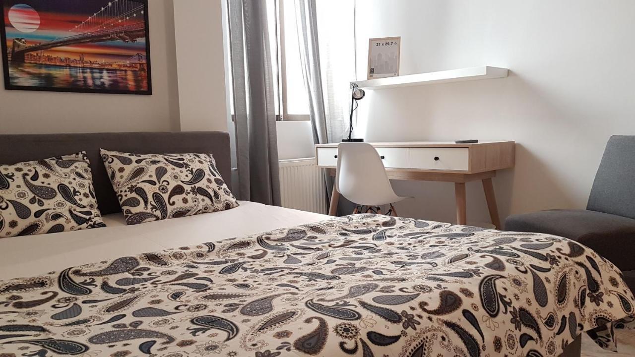 Palette Apartment Champagne - Athens Center, 6 Bd, 3 Bath Exterior photo