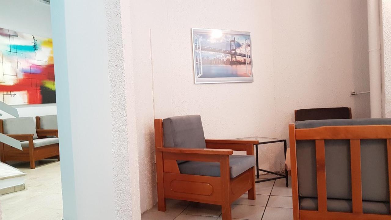 Palette Apartment Champagne - Athens Center, 6 Bd, 3 Bath Exterior photo