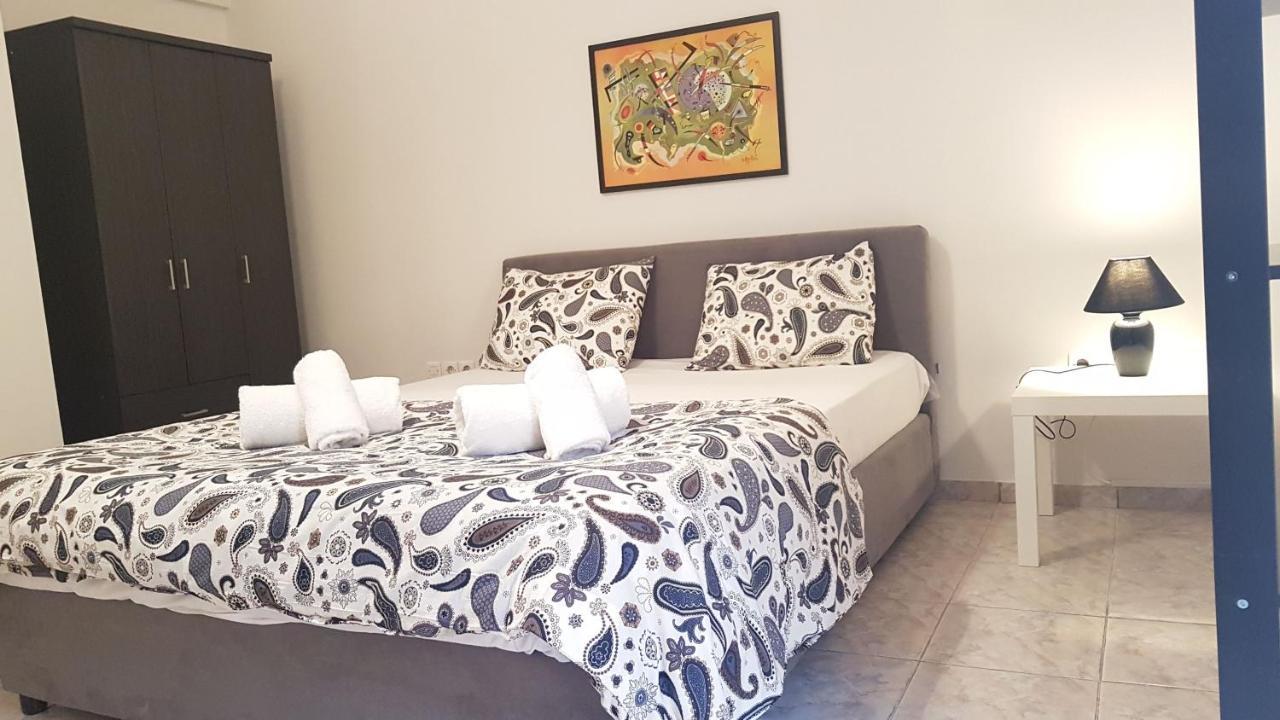 Palette Apartment Champagne - Athens Center, 6 Bd, 3 Bath Exterior photo